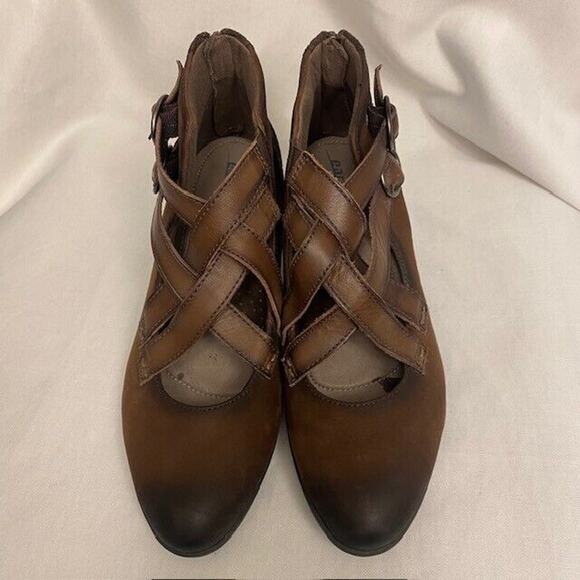 EARTH Amber Brown Leather Womens 8.5 Criss Cross Strap Ankle Bootie Heel Shoes - Picture 4 of 9